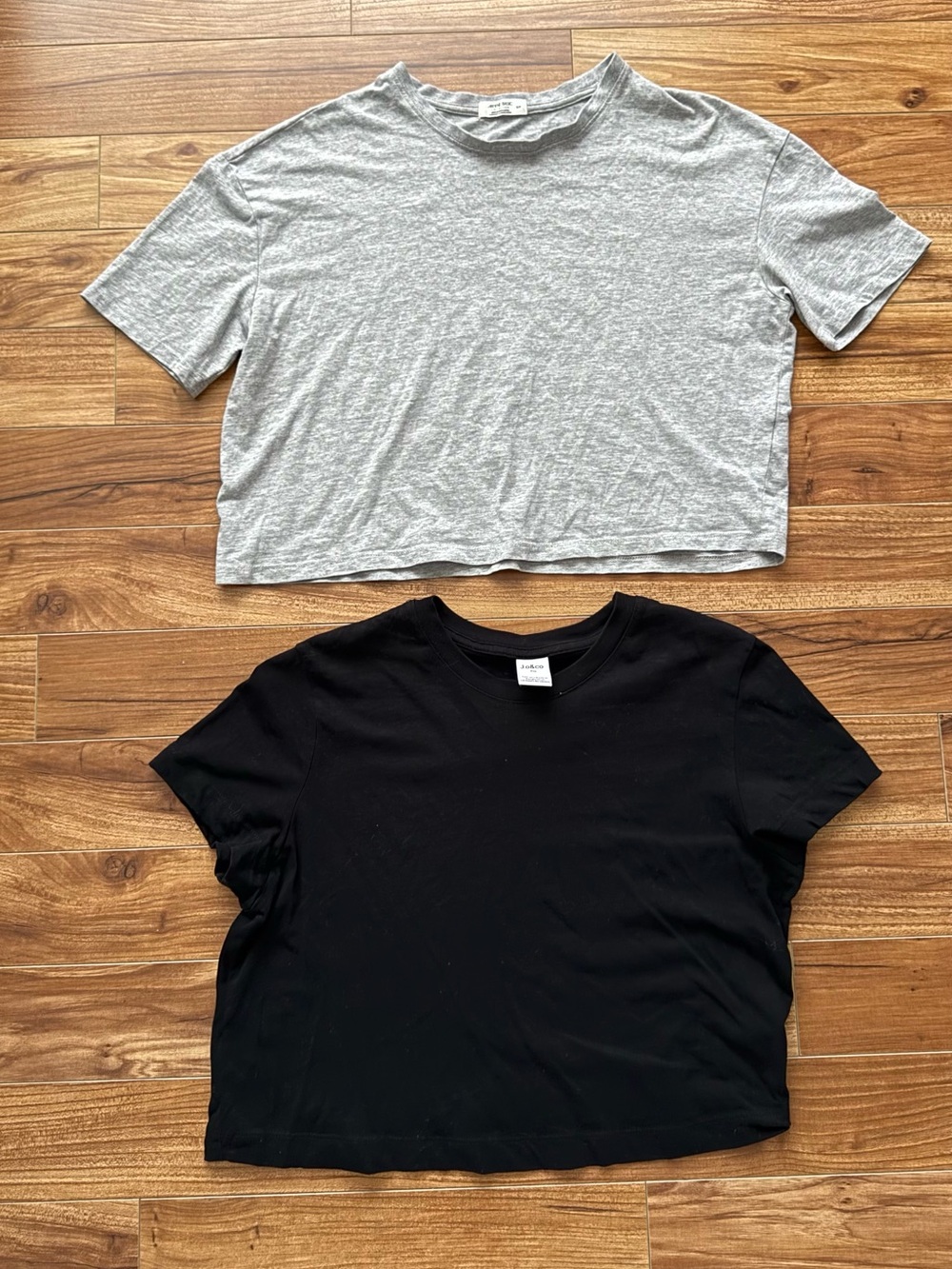Bundle of 2 Basic Crop Tees Grey Ardene Basic Black J.o&co Size S